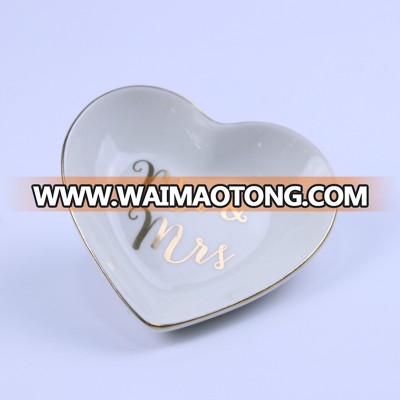 Manufacturer making ceramic ring holders with heart shape